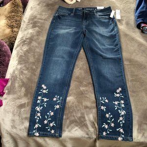 Embroidered Jeans (Size 4 ankle)